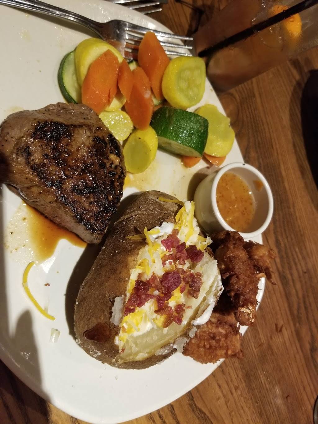 Outback Steakhouse | restaurant | 11196 Abercorn St, Savannah, GA 31419, USA | 9129200555 OR +1 912-920-0555