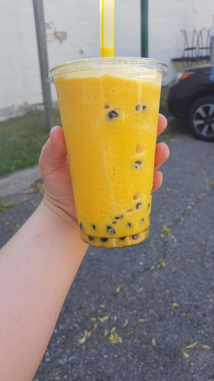 Haangs Bistro | restaurant | 225 E Walled Lake Dr, Walled Lake, MI 48390, USA | 2489261100 OR +1 248-926-1100