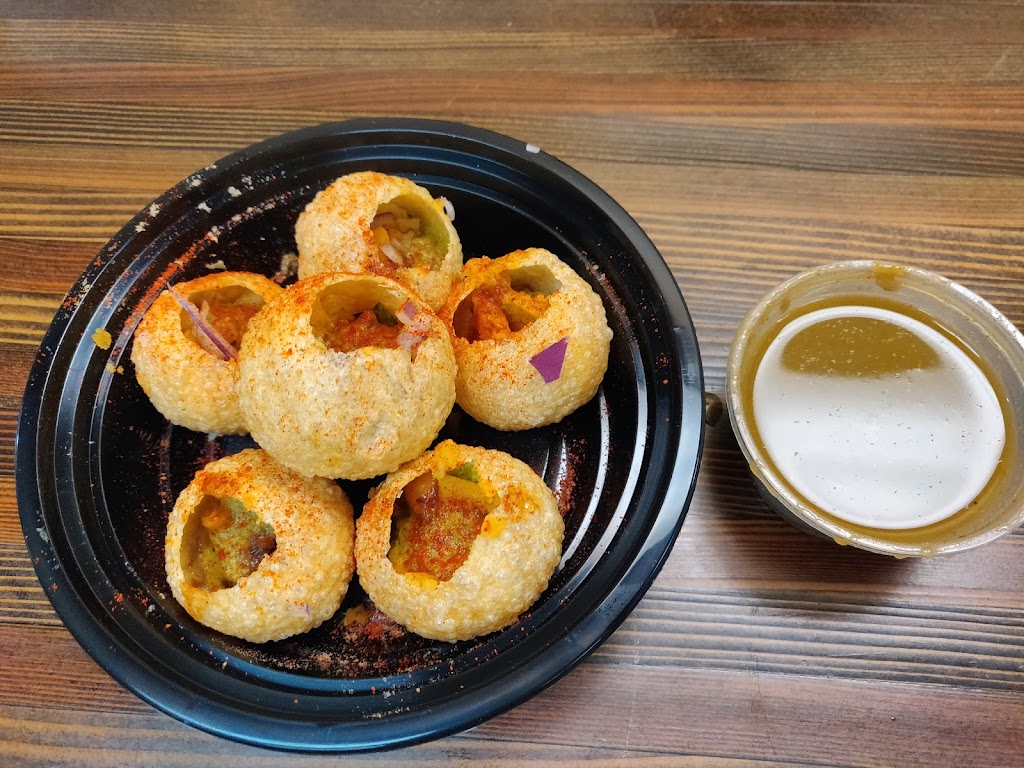 Bindaas Indian Street Food Cafe | restaurant | 933 E University Dr #106, Tempe, AZ 85281, USA | 4805903842 OR +1 480-590-3842