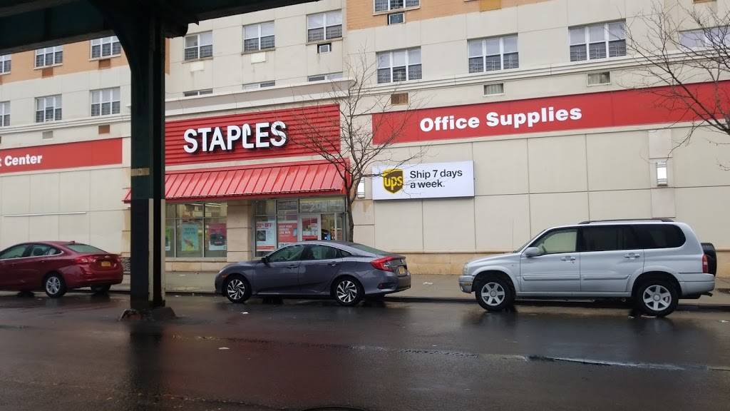 Cafe Colonial | restaurant | 2072 White Plains Rd, Bronx, NY 10462, USA | 7188241933 OR +1 718-824-1933