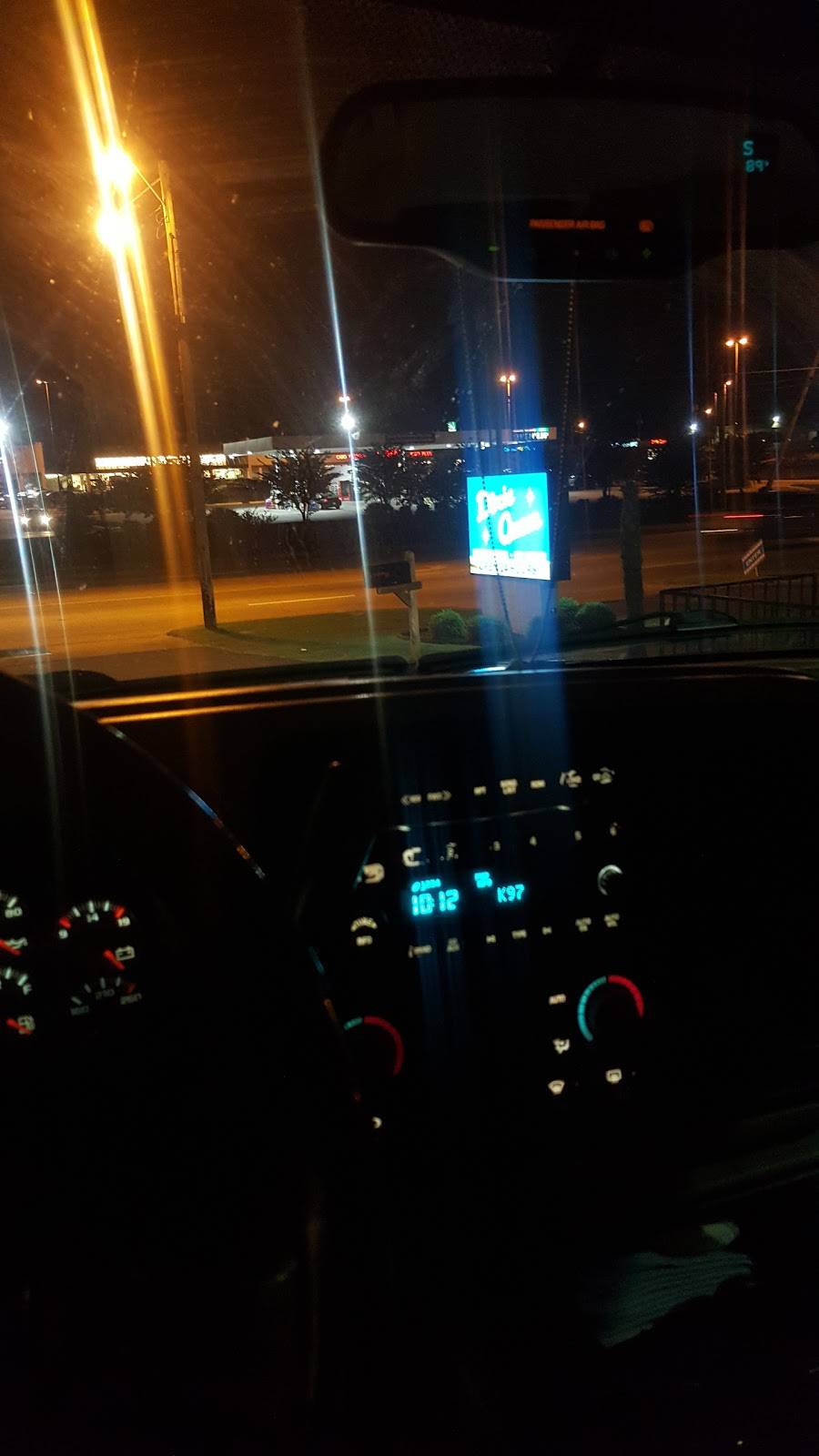 Dixie Queen | restaurant | 380 Stateline Rd W, Southaven, MS 38671, USA | 6624704707 OR +1 662-470-4707