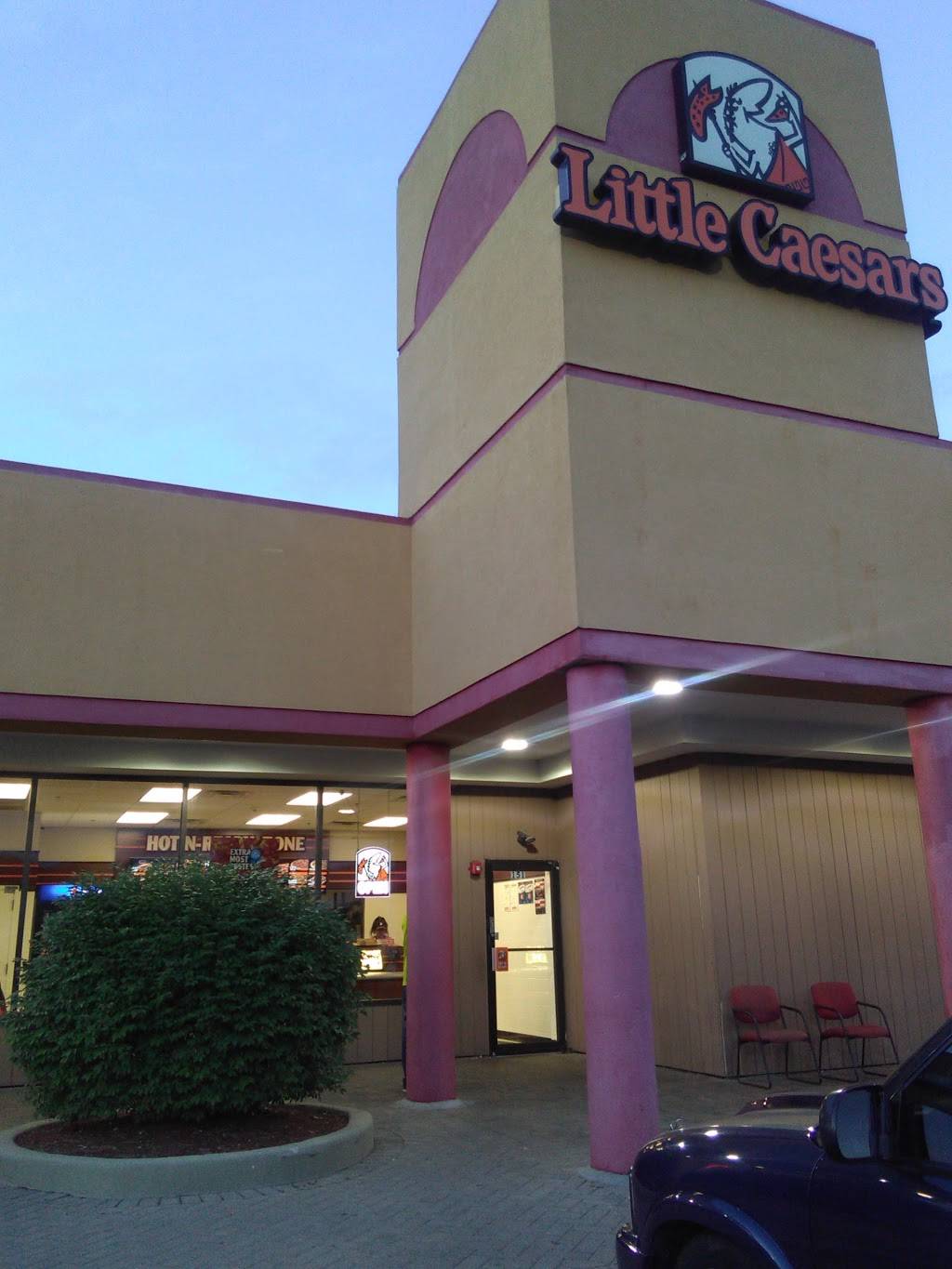 Little Caesars Pizza | meal takeaway | 151 W Roosevelt Rd, West Chicago, IL 60185, USA | 6302934471 OR +1 630-293-4471