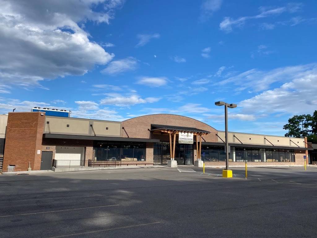 DeCicco & Sons Eastchester | bakery | 777 White Plains Rd, Eastchester, NY 10583, USA | 9147043220 OR +1 914-704-3220