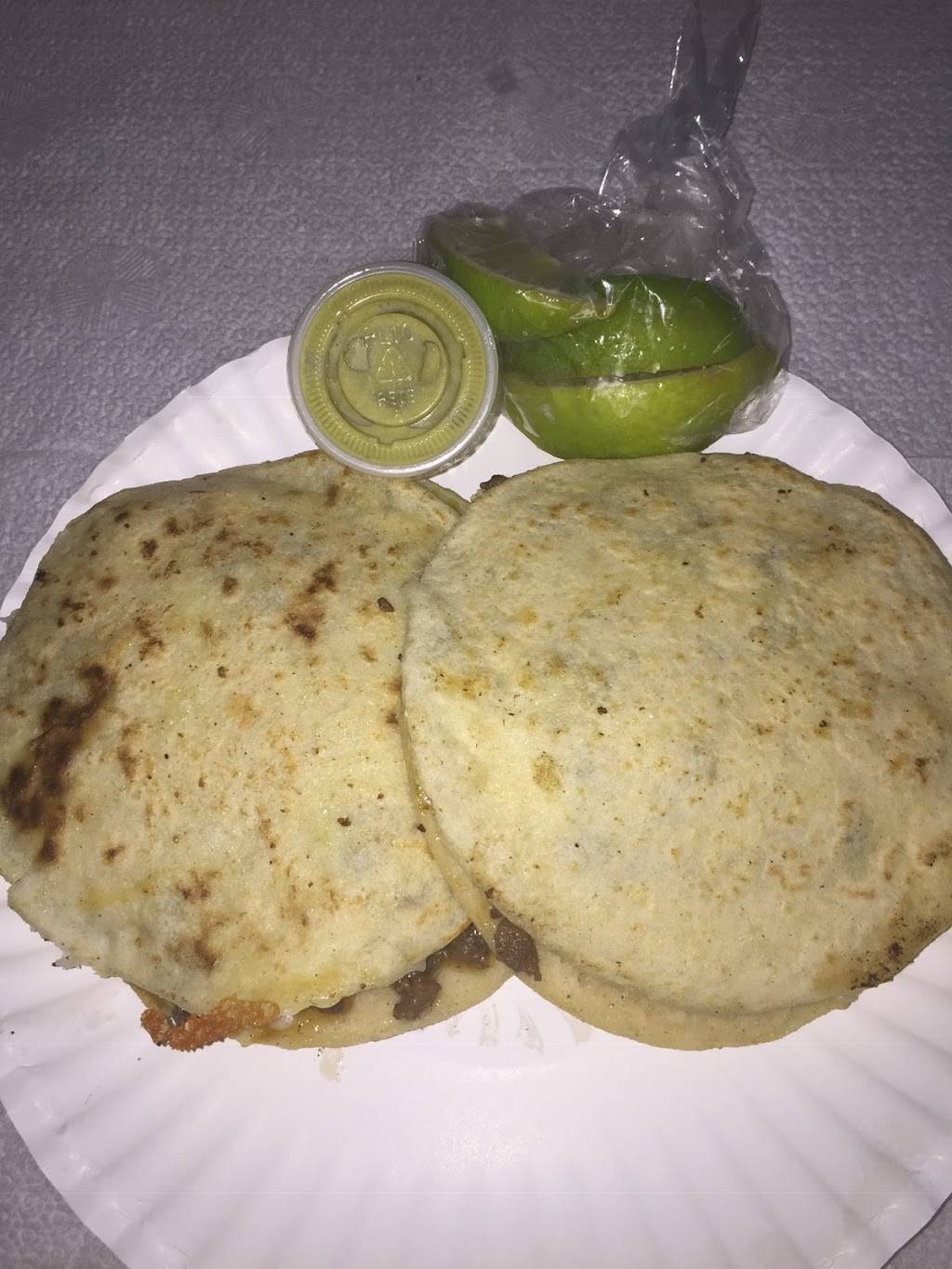 Alamos Taqueria | restaurant | 7025 Lyons Ave, Houston, TX 77020, USA | 8322316032 OR +1 832-231-6032