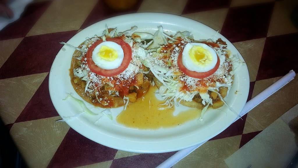 El Rey Pupusas, Tacos y Más | restaurant | 5622 Garth Rd, Baytown, TX 77521, USA | 2819174561 OR +1 281-917-4561