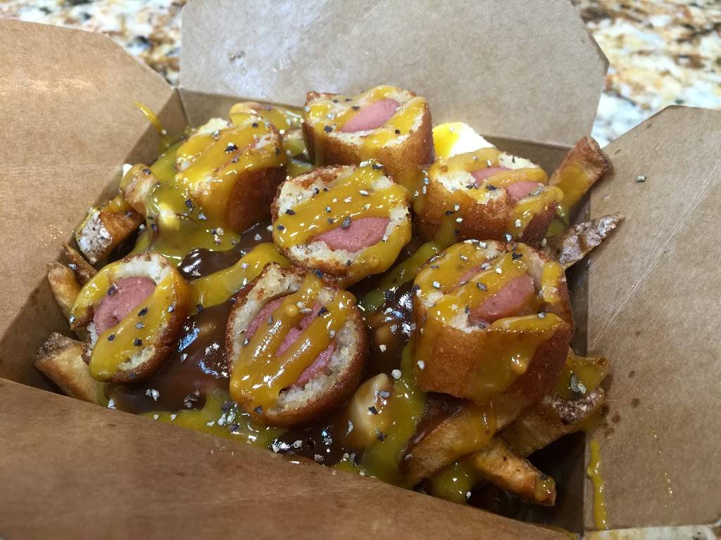 The Great Canadian Poutinerie - Poutine | restaurant | 2020 Lanthier Dr, Orléans, ON K4A 3V4, Canada | 6138340004 OR +1 613-834-0004