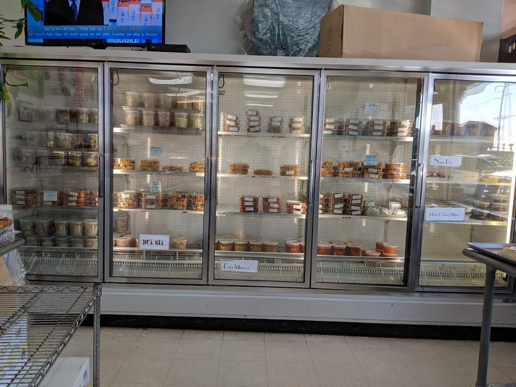 L T Tofu & Fastfood | restaurant | 13433 TX-249 #4, Houston, TX 77086, USA | 2814451775 OR +1 281-445-1775