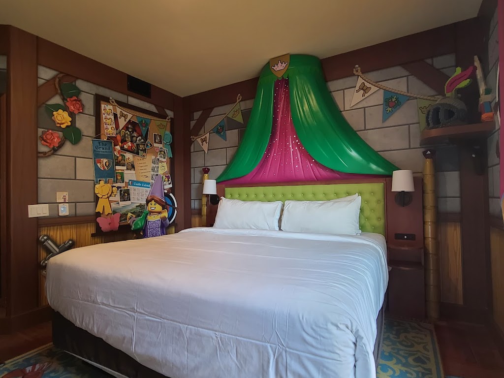 LEGOLAND Castle Hotel | restaurant | 1 Legoland Dr, Carlsbad, CA 92008, USA | 7604445601 OR +1 760-444-5601