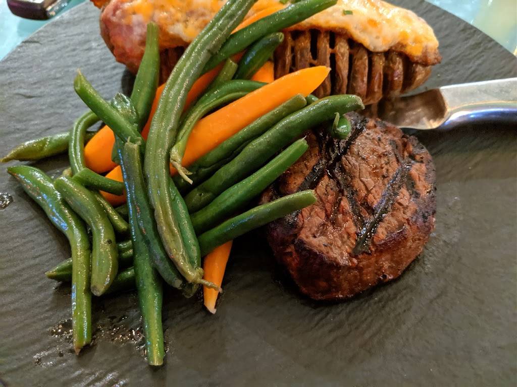 The Crooked Cue | restaurant | 75 Lakeshore Rd E, Mississauga, ON L5G 1C9, Canada | 9052717665 OR +1 905-271-7665