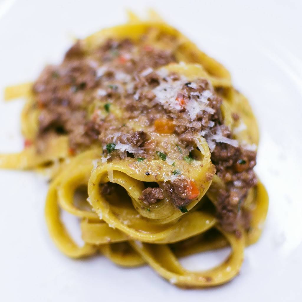 The Black Pig | restaurant | 2801 Bridge Ave, Cleveland, OH 44113, USA | 2168627551 OR +1 216-862-7551