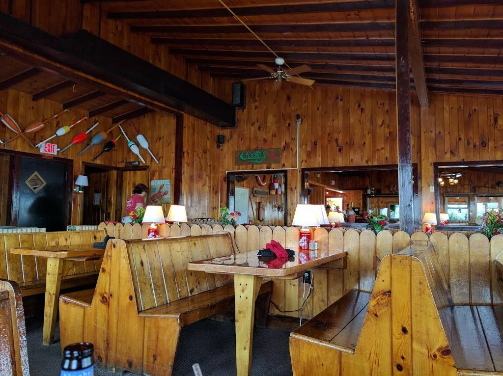 Cooks Lobster & Ale House | restaurant | 68 Garrison Cove Rd, Bailey Island, ME 04003, USA | 2078332818 OR +1 207-833-2818
