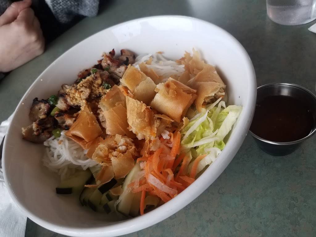 Pho Cao | restaurant | 9203 W Central Ave, Wichita, KS 67212, USA | 3162391776 OR +1 316-239-1776