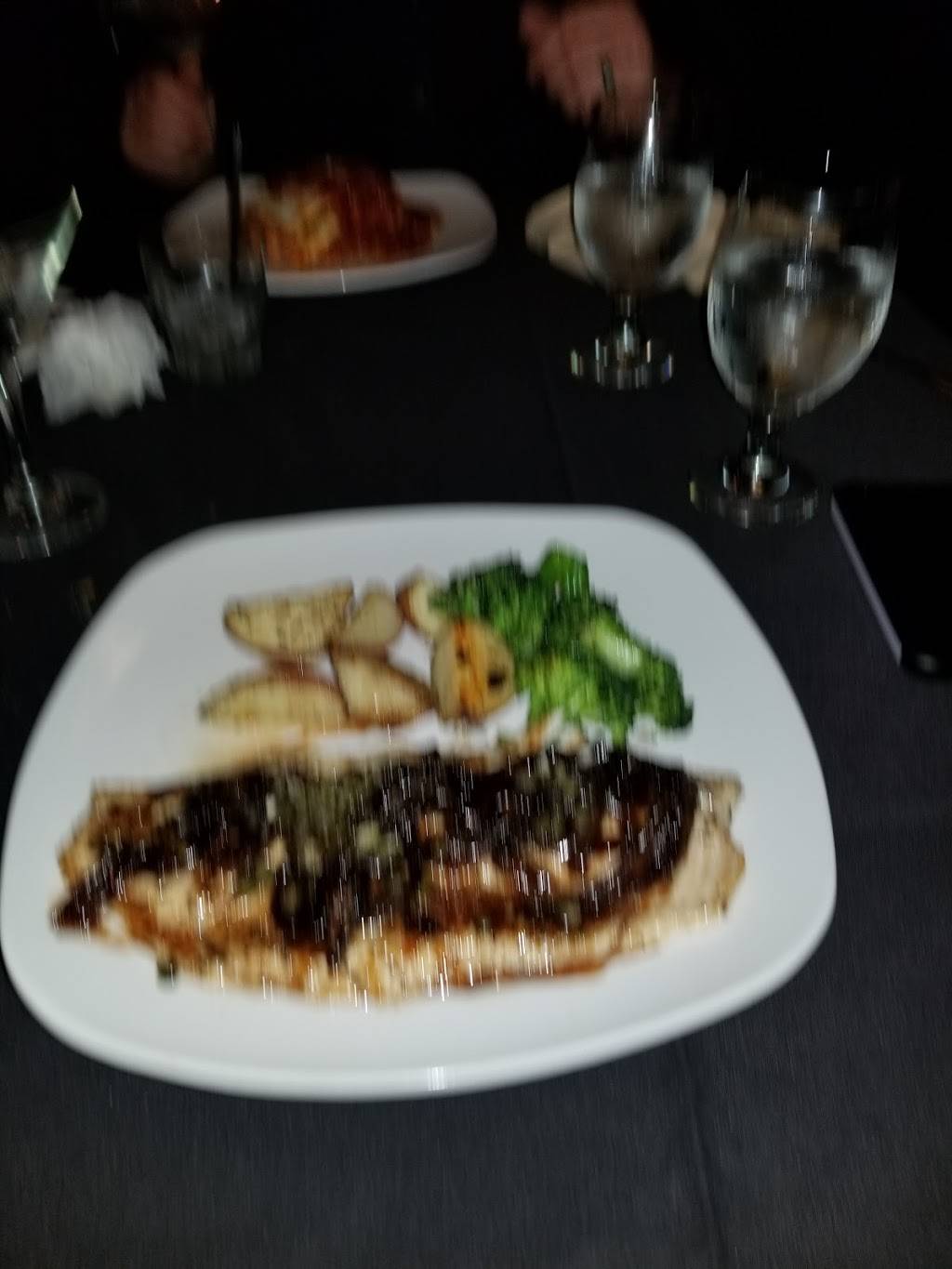 Valentinos Italian Grill | restaurant | 185 S Broadway St, Lake Orion, MI 48362, USA | 2488141100 OR +1 248-814-1100