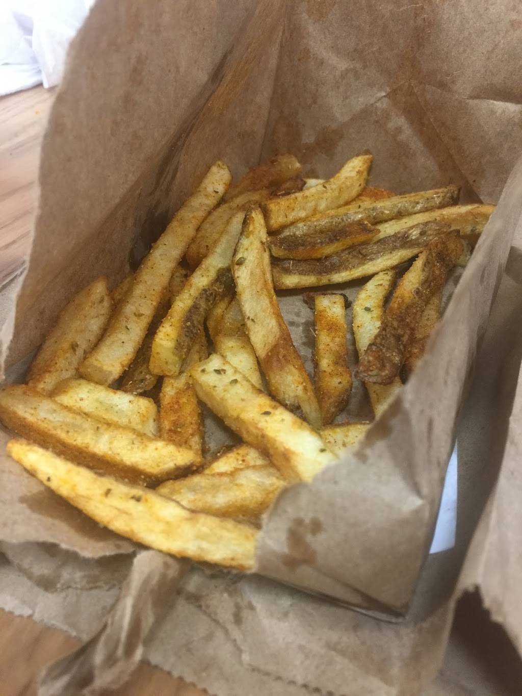 Five Guys | meal takeaway | VILLAGE, 3107 Daniels Rd, Winter Garden, FL 34787, USA | 4079059811 OR +1 407-905-9811