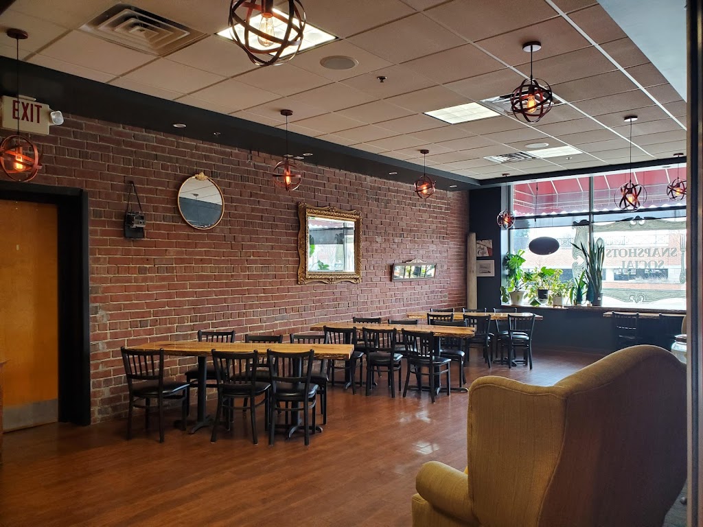 Snapshots Social | bakery | 50 S 2nd St, Newark, OH 43055, USA | 7403498193 OR +1 740-349-8193