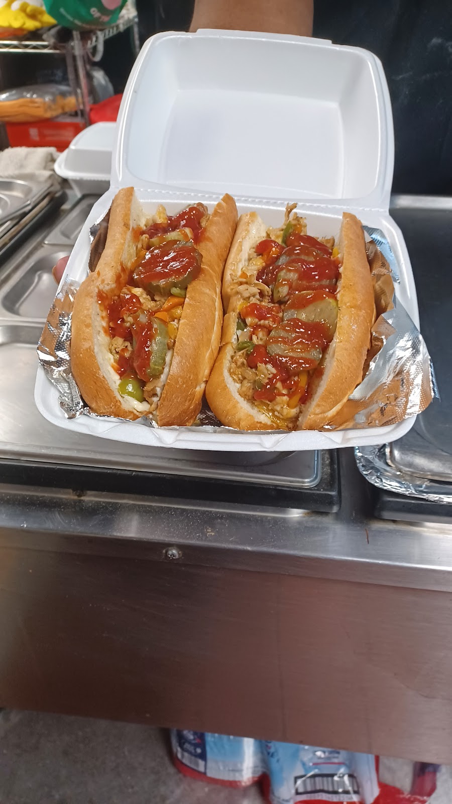 Fork Everything | restaurant | 8052 Frankford Ave, Philadelphia, PA 19136, USA | 2152204065 OR +1 215-220-4065