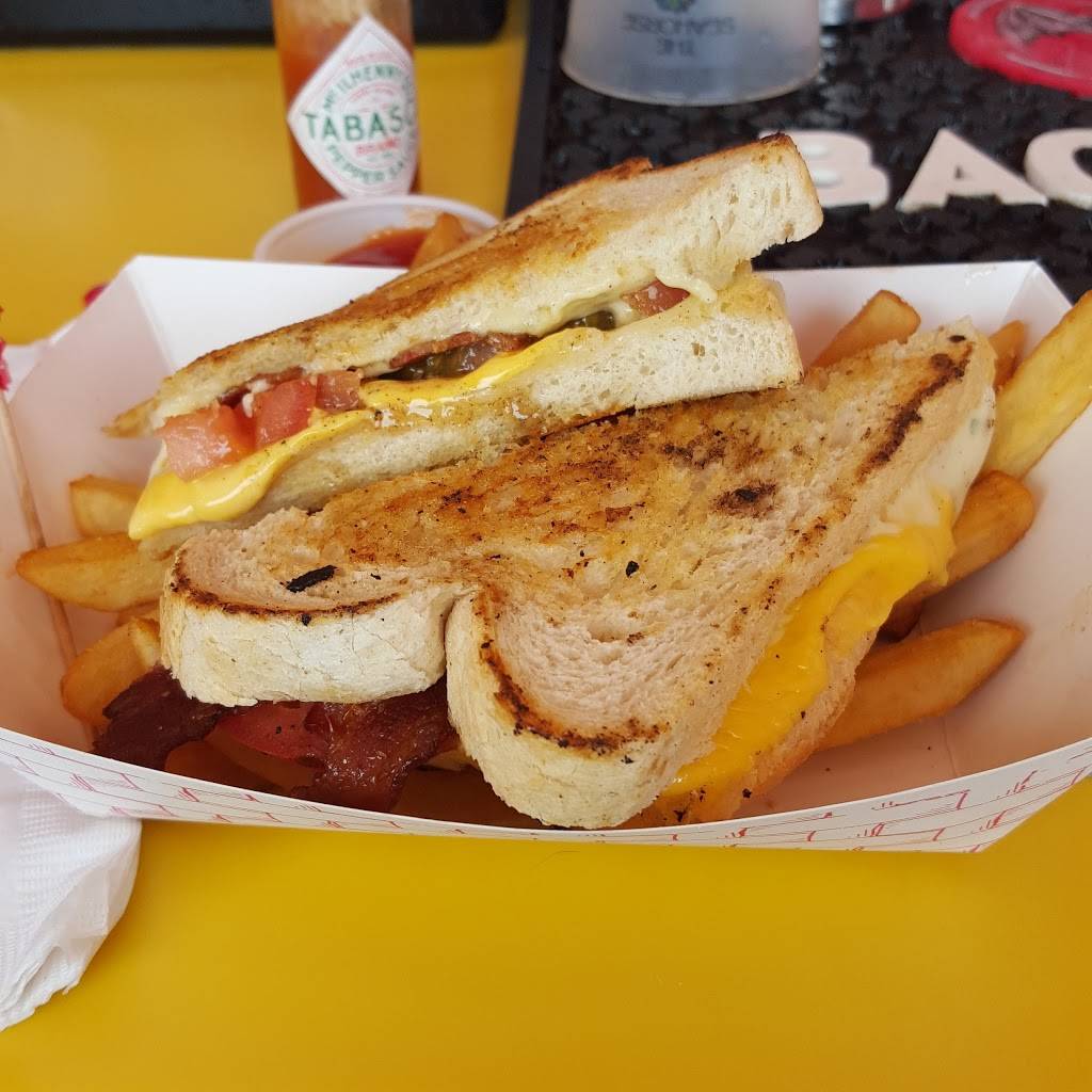 Lemon Bar | restaurant | 2 Lemon St, Neptune Beach, FL 32266, USA | 9043720487 OR +1 904-372-0487