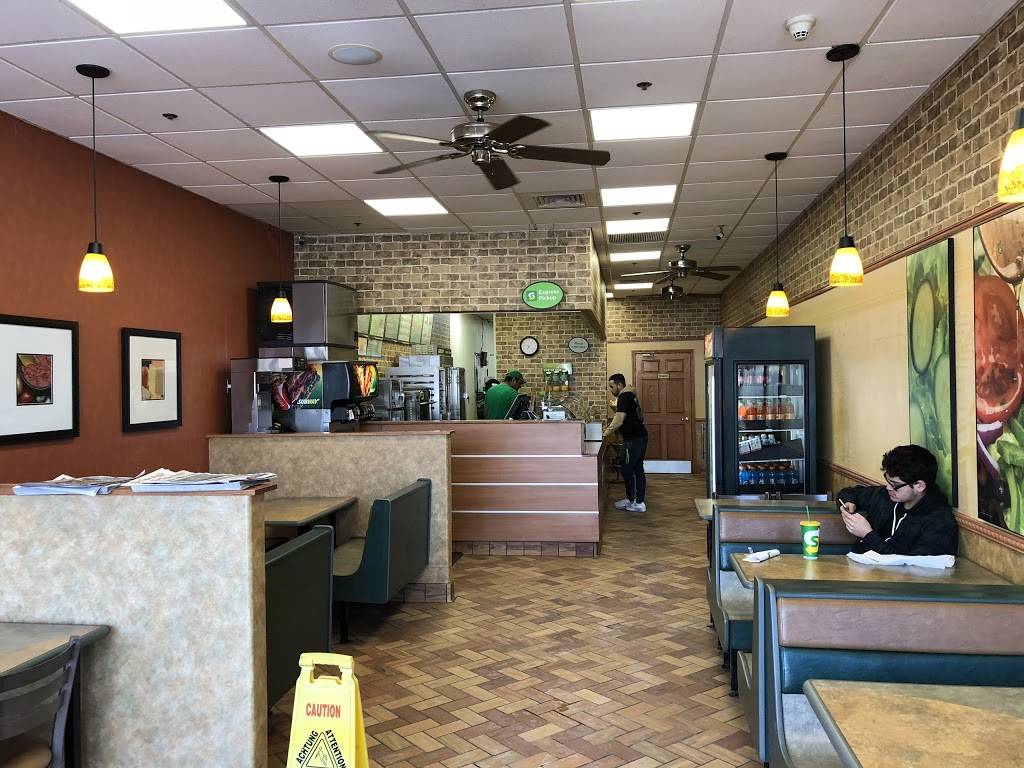 Subway Restaurants | restaurant | 459 N Weber Rd, Romeoville, IL 60446, USA | 8154071234 OR +1 815-407-1234