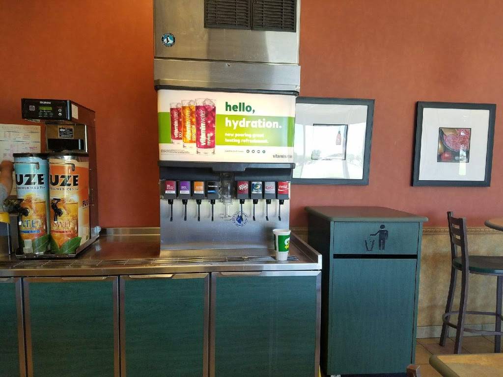 Subway Restaurants | restaurant | 6401 New York Ave #105, Arlington, TX 76018, USA | 8174651919 OR +1 817-465-1919