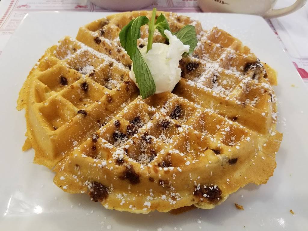 Emmilys | restaurant | 103 Putnam Pike, Johnston, RI 02919, USA | 4013530444 OR +1 401-353-0444