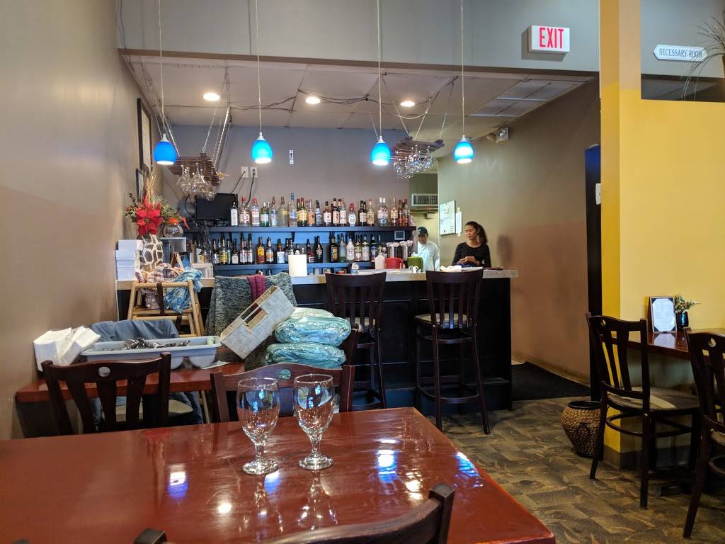 Poms Thai Restaurant | restaurant | 209 Western Ave, South Portland, ME 04106, USA | 2073473000 OR +1 207-347-3000