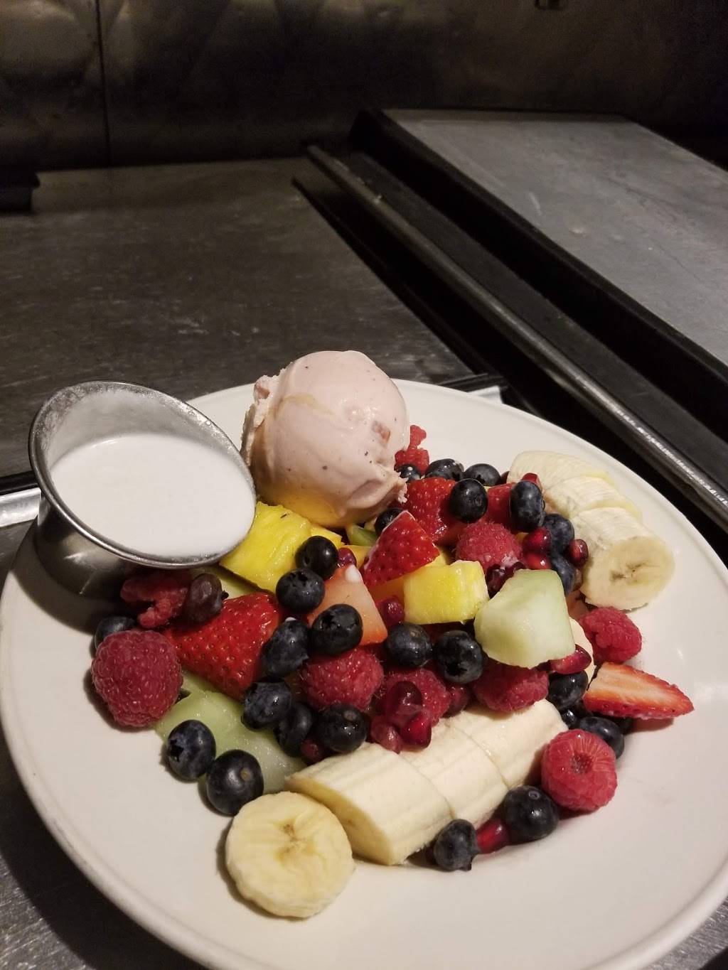 The Spinnaker | restaurant | 100 Spinnaker Dr, Sausalito, CA 94965, USA | 4153321500 OR +1 415-332-1500