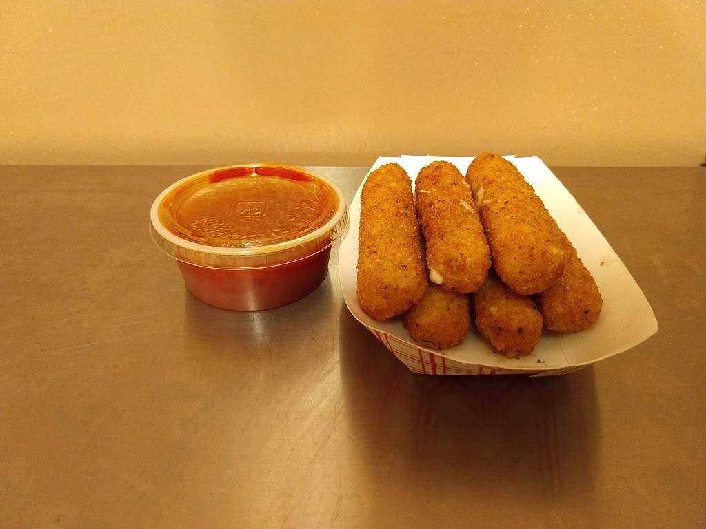 Heathcos Pizza and Variety | restaurant | 375 Court St, Auburn, ME 04210, USA | 2076899175 OR +1 207-689-9175