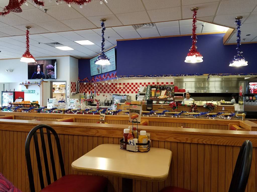 Top Dog | restaurant | 7178 S 76th St, Franklin, WI 53132, USA | 4143672696 OR +1 414-367-2696