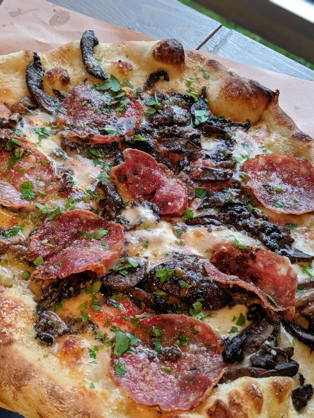 Bambi | restaurant | 8040 Rue Jarry E, Anjou, QC H1J 1H5, Canada | 5143559555 OR +1 514-355-9555