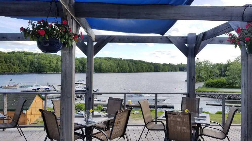 McLaughlin’s at the Marina | restaurant | 100 Marina Rd, Hampden, ME 04444, USA | 2079901111 OR +1 207-990-1111