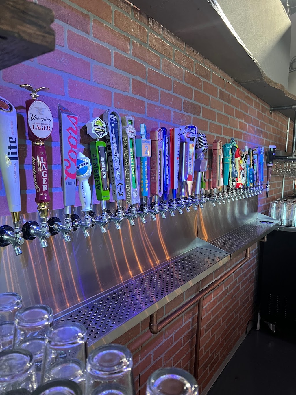 South Street - Founders Square | restaurant | 8845 Founders Square Dr, Naples, FL 34120, USA | 2393314149 OR +1 239-331-4149