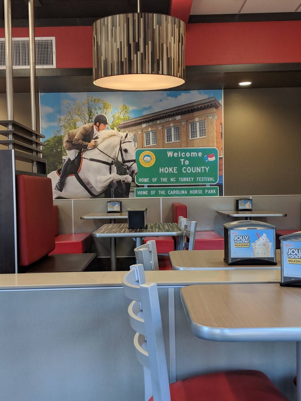 Hardees | restaurant | Hwy 401 South Byp, Raeford, NC 28376, USA | 9108753043 OR +1 910-875-3043