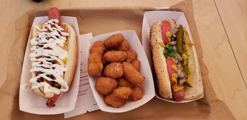 Fox Dogs | restaurant | 154 Roswell St NE, Marietta, GA 30060, USA | 7707676408 OR +1 770-767-6408