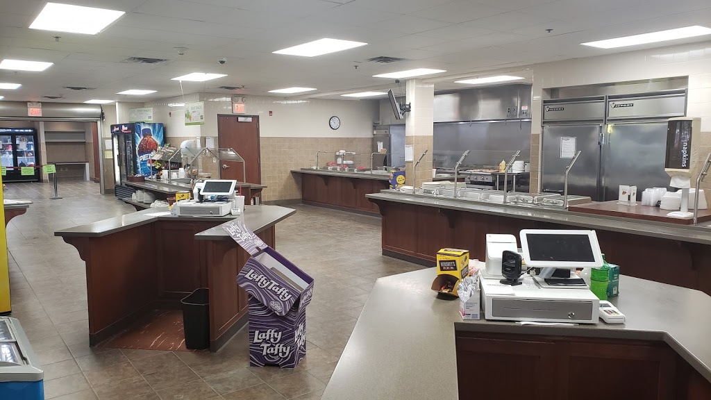 Showplace Cafeteria | restaurant | 1 Enterprise St #2, Harrisburg, SD 57032, USA | 6057432200 OR +1 605-743-2200