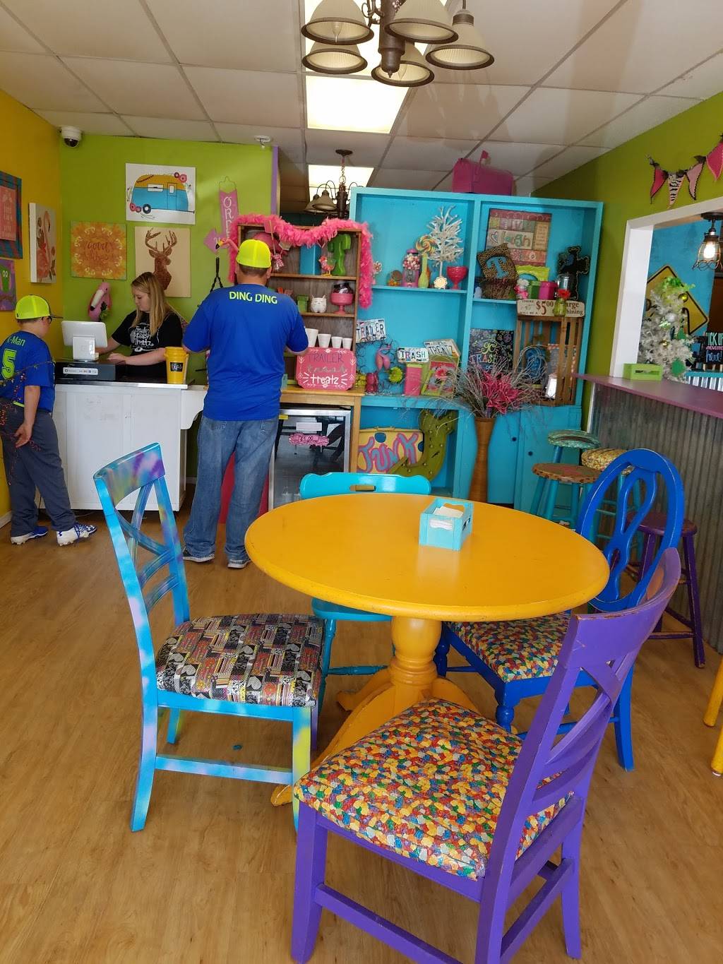 Trailer Trash Treatz | restaurant | 14079 NE 23rd St, Choctaw, OK 73020, USA | 4052261173 OR +1 405-226-1173