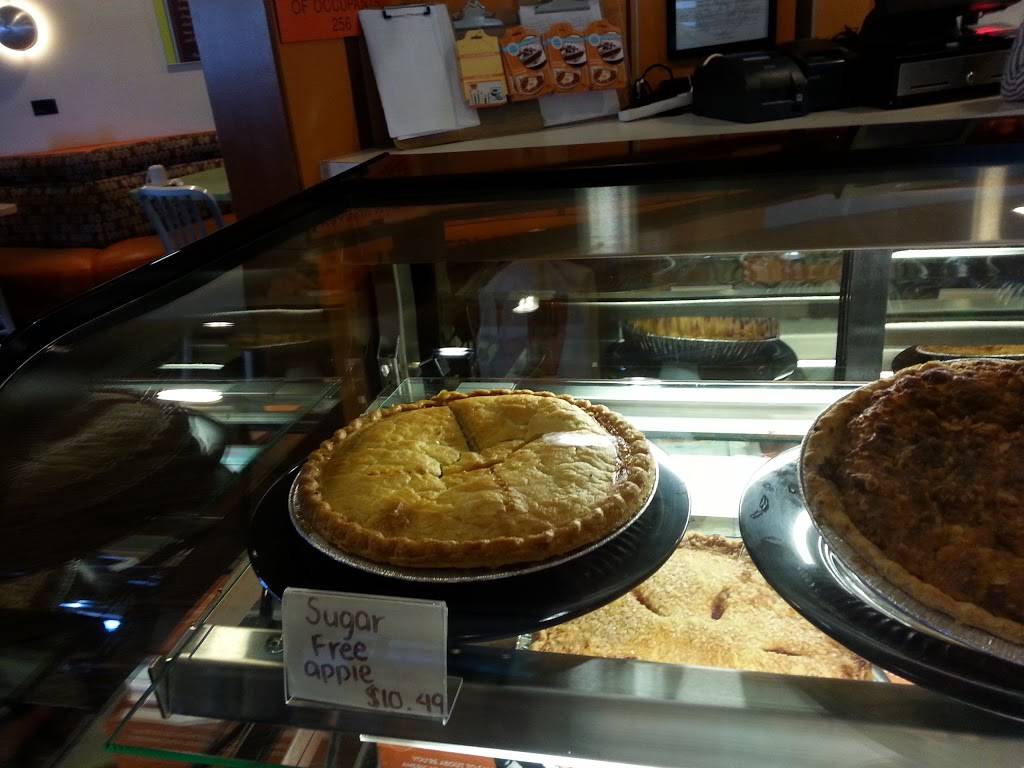 Village Inn | bakery | 4757 Hondo Pass Dr, El Paso, TX 79904, USA | 9157513455 OR +1 915-751-3455