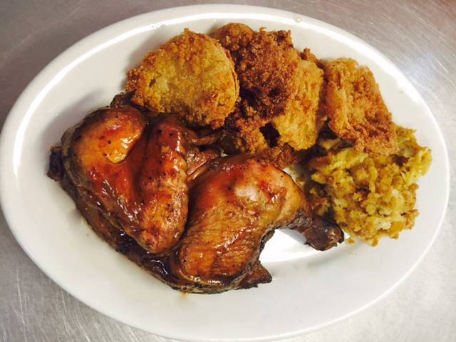 Pig & Chick | restaurant | TN-66, Rogersville, TN 37857, USA | 4232724448 OR +1 423-272-4448