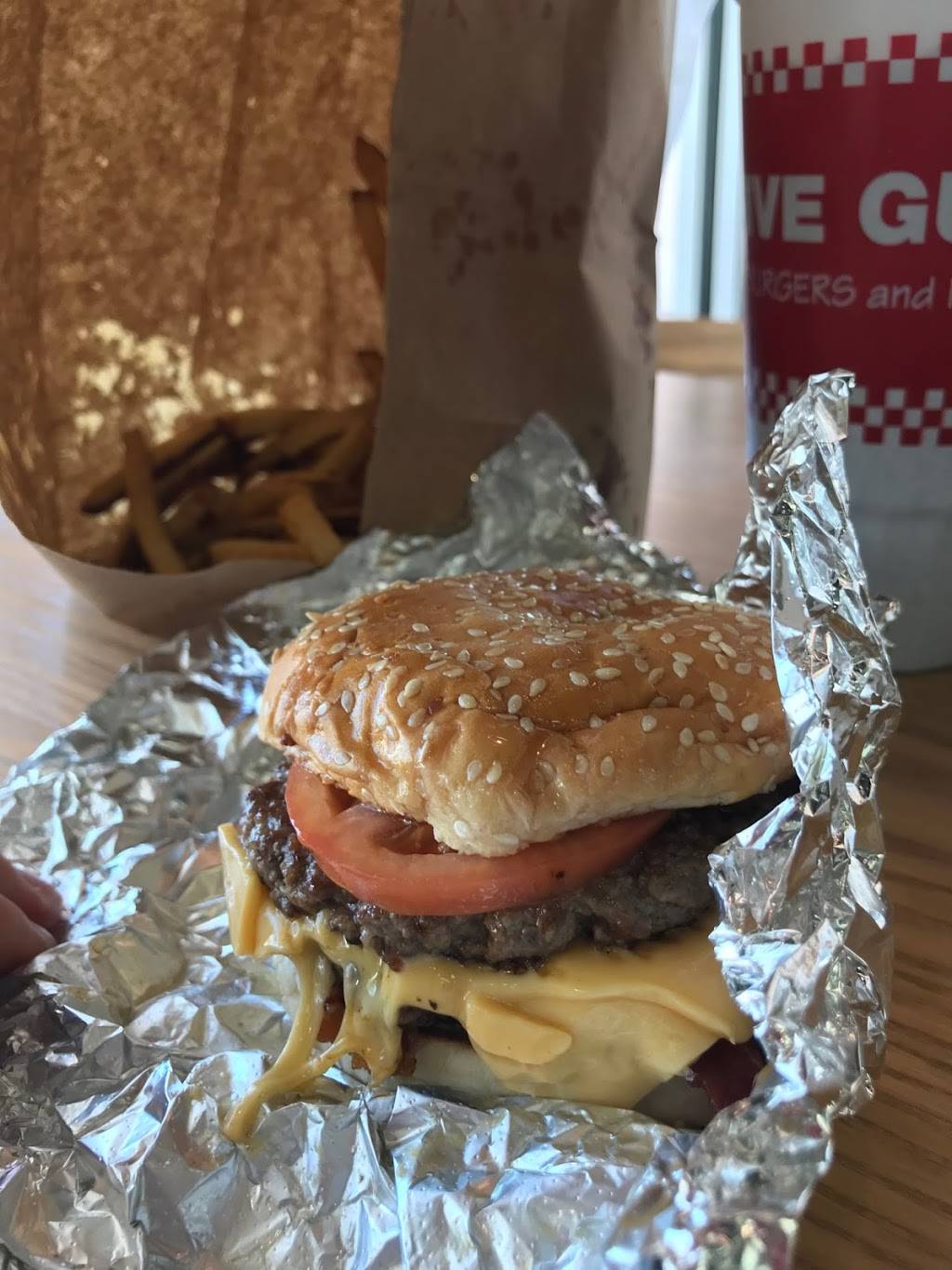 Five Guys | meal takeaway | 13286 Biscayne Blvd, North Miami, FL 33181, USA | 3058938393 OR +1 305-893-8393