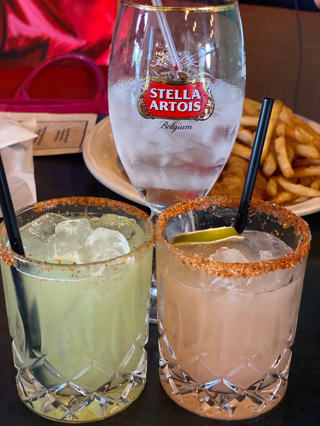 Rocha’s Bar & Grill | restaurant | 6501 Arena Blvd Ste. 101, Laredo, TX 78041, USA | 9567129000 OR +1 956-712-9000