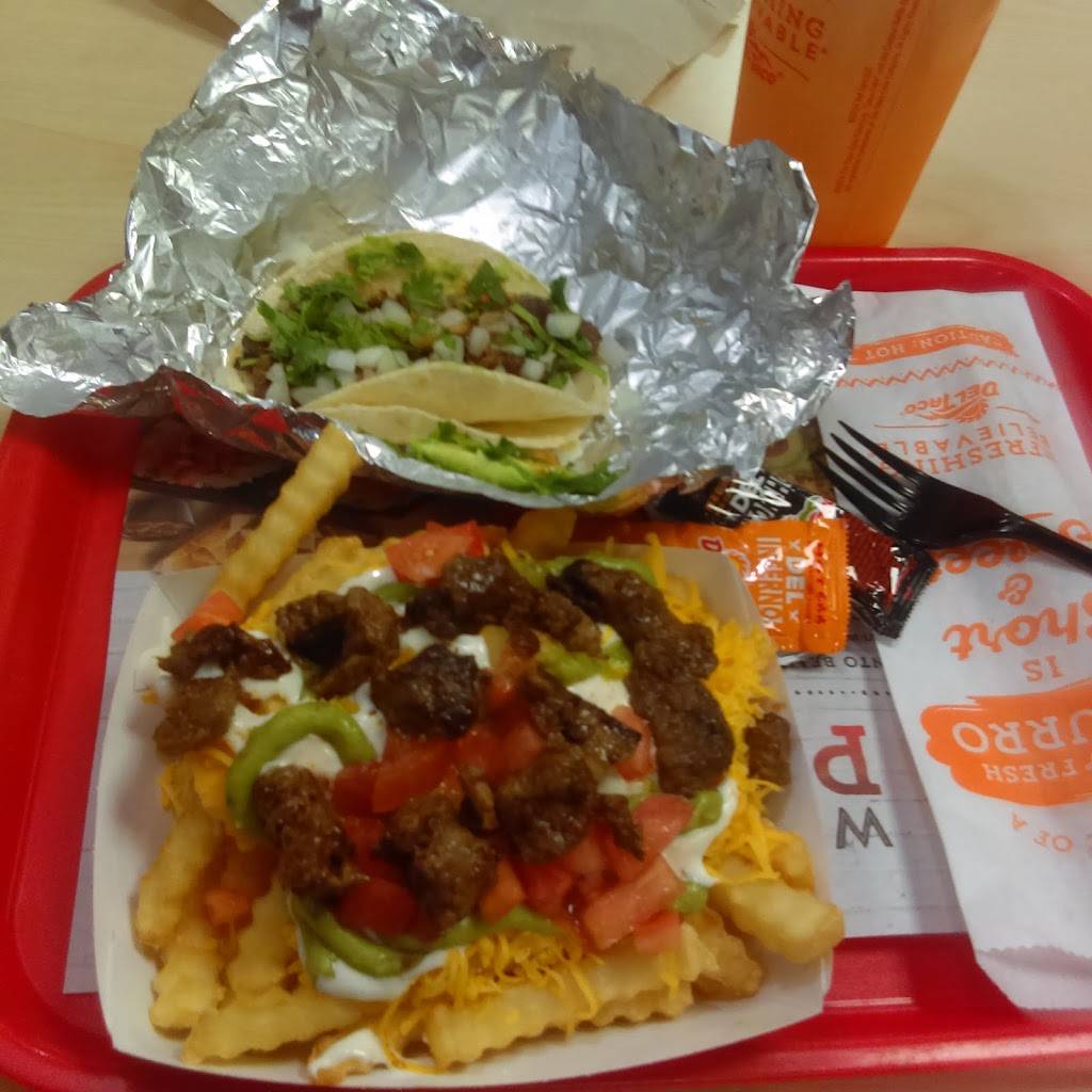 Del Taco | meal takeaway | 8941 Corbin Ave, Northridge, CA 91324, USA | 8187098536 OR +1 818-709-8536