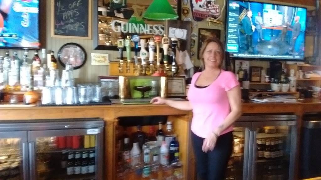 Mc Kiernans Irish Pub & Grill | restaurant | 2066 S 37th St, Milwaukee, WI 53215, USA | 4142266761 OR +1 414-226-6761