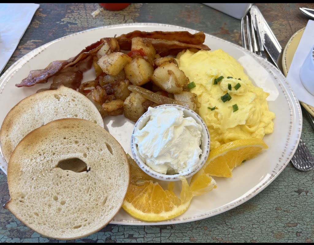 County Sunrise | restaurant | 2225 Lakeside Dr Suite A1, Lynchburg, VA 24501, USA | 4342018047 OR +1 434-201-8047