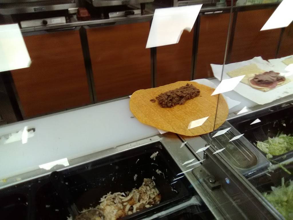 Subway | restaurant | 108 2nd St SW, Coeburn, VA 24230, USA | 2763953065 OR +1 276-395-3065