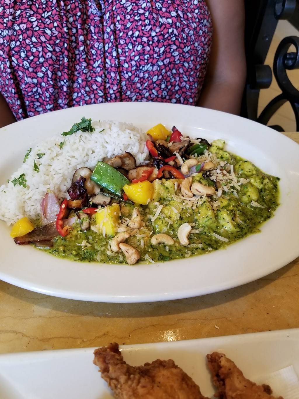 The Cheesecake Factory | restaurant | 455 Menlo Park Drive, Edison, NJ 08837, USA | 7324947000 OR +1 732-494-7000