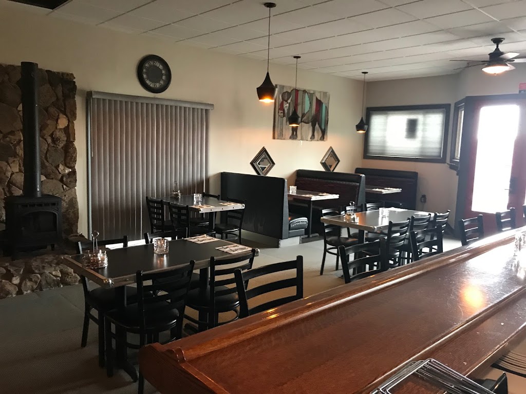 The Divide Restaurant & Lounge | restaurant | 520 McCaffrey Ave, Encampment, WY 82325, USA | 3073275064 OR +1 307-327-5064