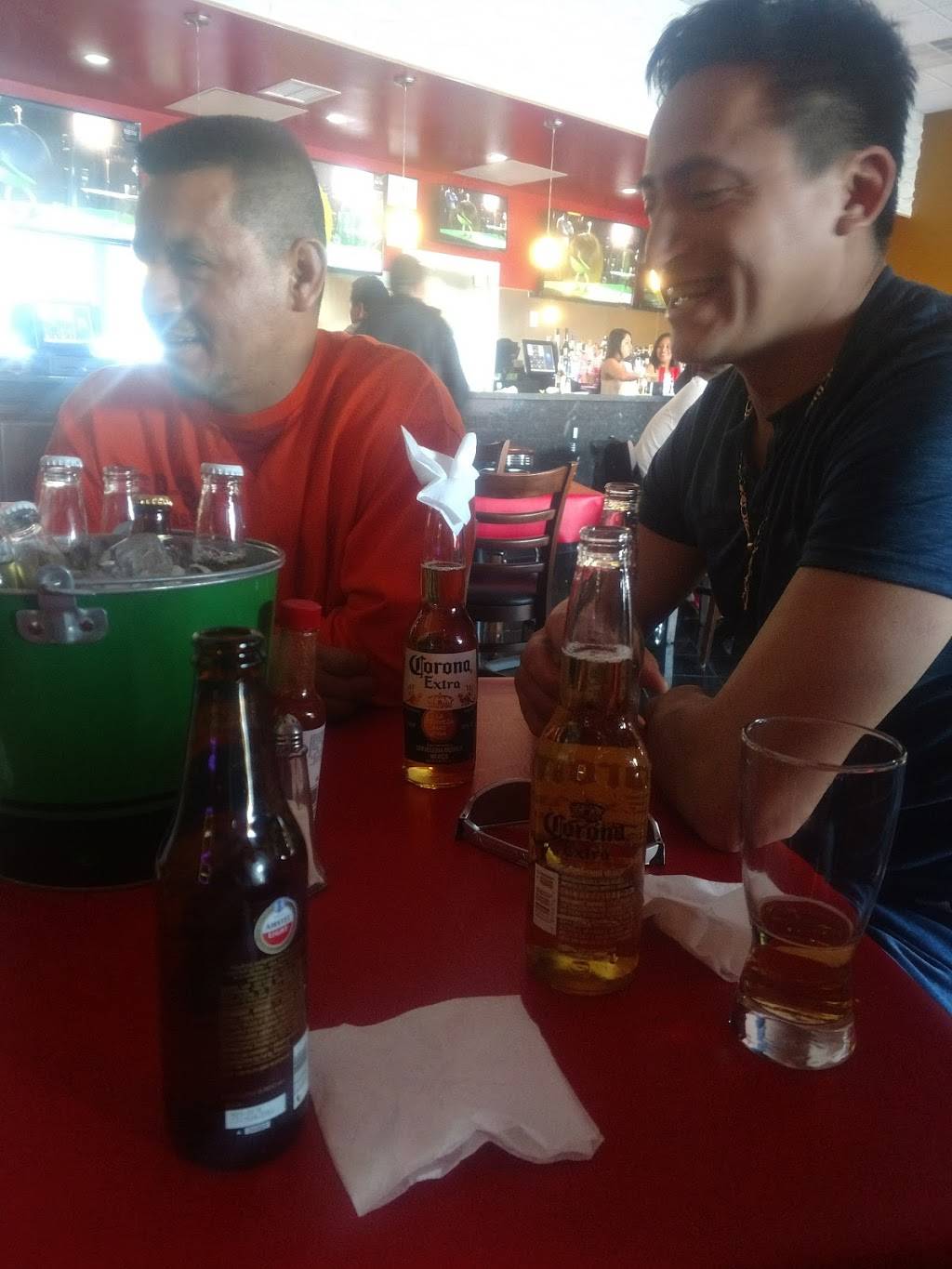 EL TEJANO BAR & GRILL RESTAURANT | restaurant | 6847 New Hampshire Ave, Chillum, MD 20912, USA | 3012704698 OR +1 301-270-4698