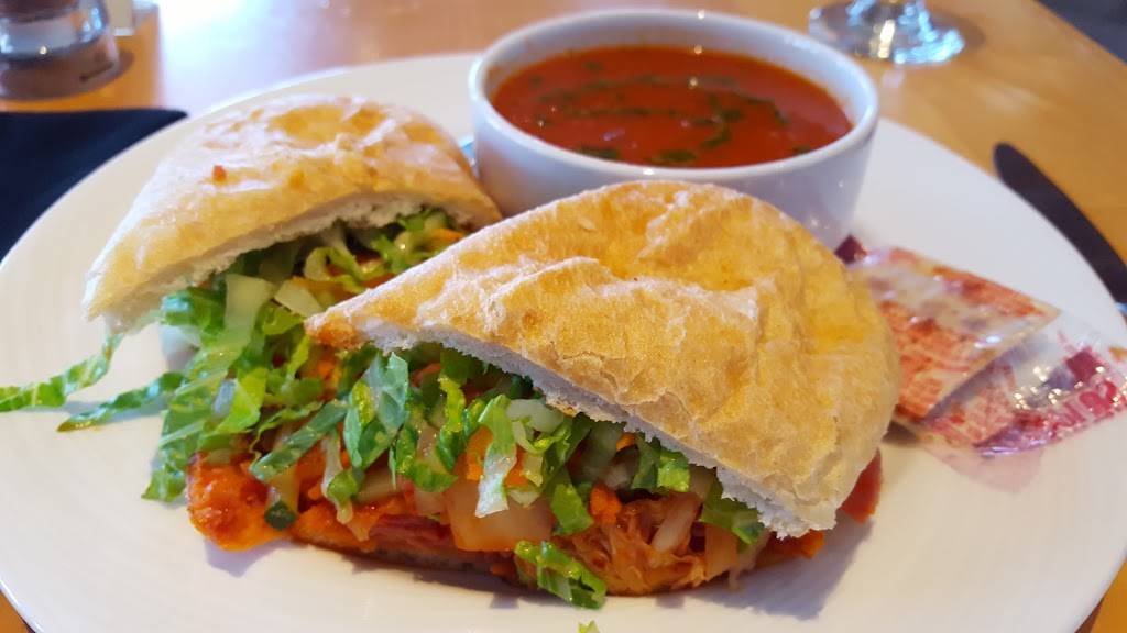 Chilled Cork | restaurant | 22 William St S, Chatham, ON N7M 4S1, Canada | 5193547818 OR +1 519-354-7818