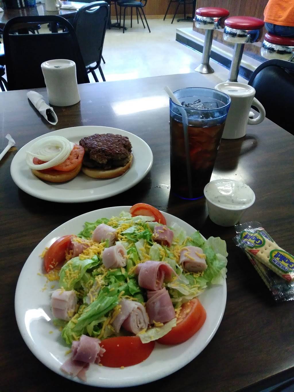 Jims Family Restaurant | restaurant | 404 McKinley Ave, Bartonville, IL 61607, USA | 3096978360 OR +1 309-697-8360