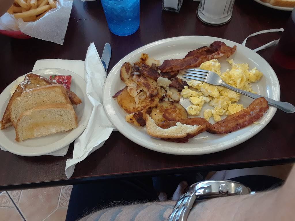 Bobs Family Restaurant | restaurant | 5120 S Conway Rd, Orlando, FL 32812, USA | 4077048815 OR +1 407-704-8815