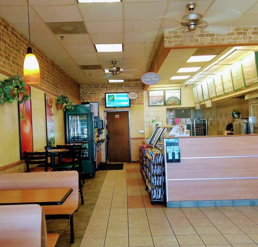 Subway Restaurants | restaurant | 4210 Woodruff Ave, Lakewood, CA 90713, USA | 5624256835 OR +1 562-425-6835